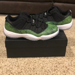 Air Jordan retro 11 low snakeskin